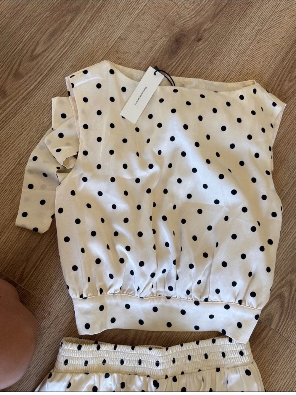 Commense White and Black Polka Dot Blouse with skirt - Picture 5 of 5